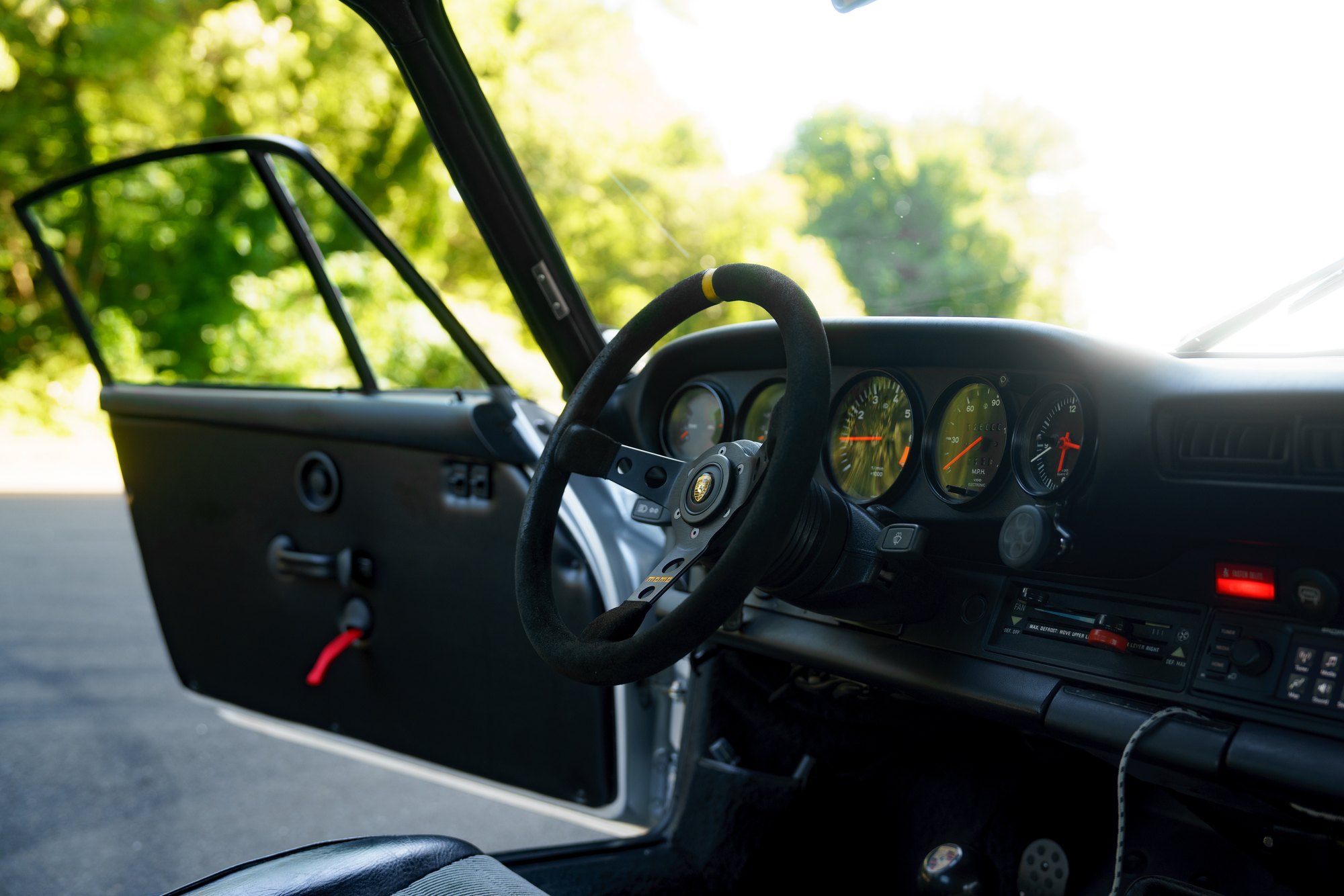 MOMO wheel and VDO gauge cluster